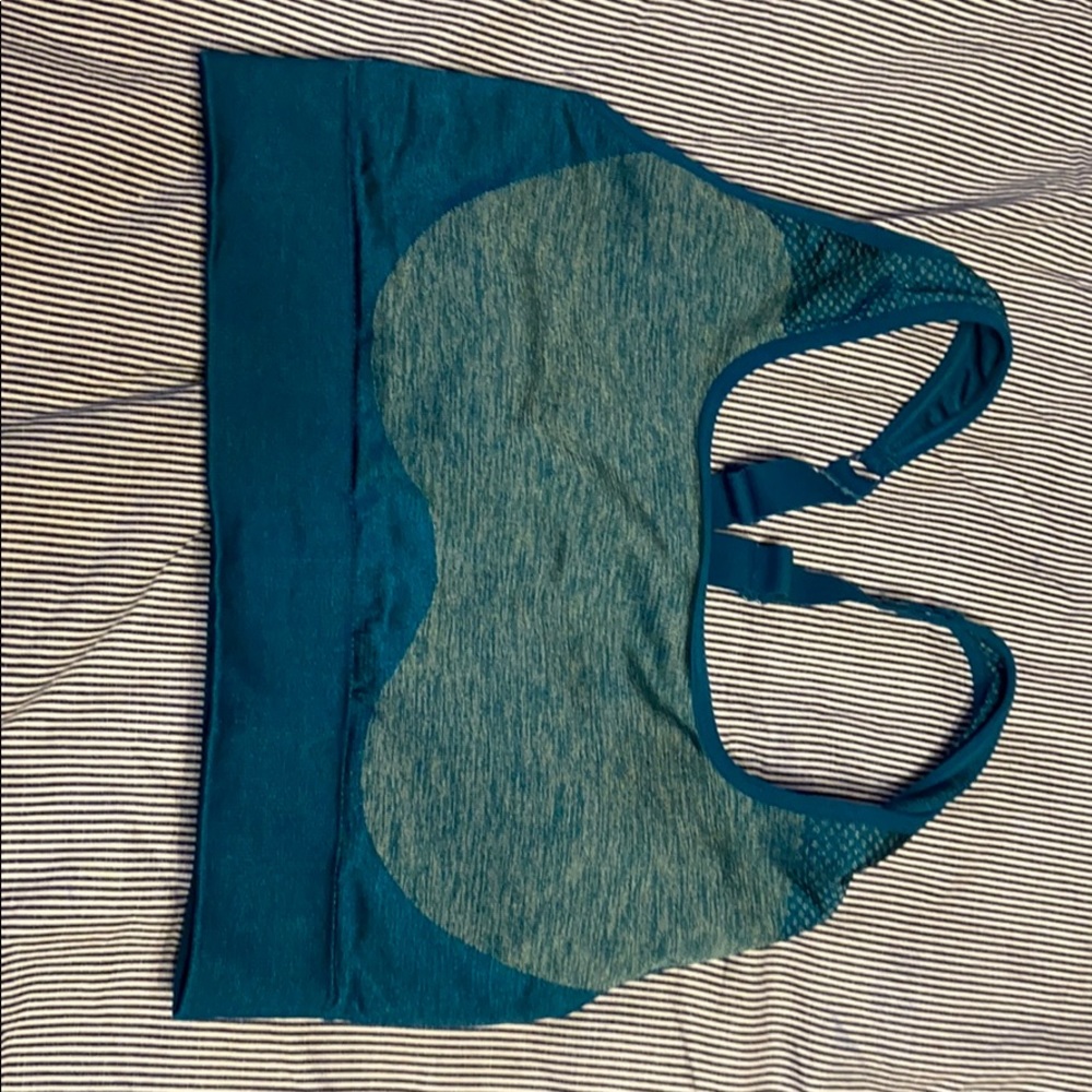 fabletics sports bra